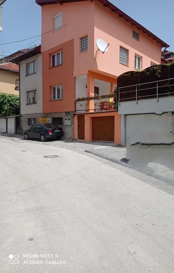 Lovely, Neat And Quite Apartment Dalia, Private Parking Sarajevo Exterior photo