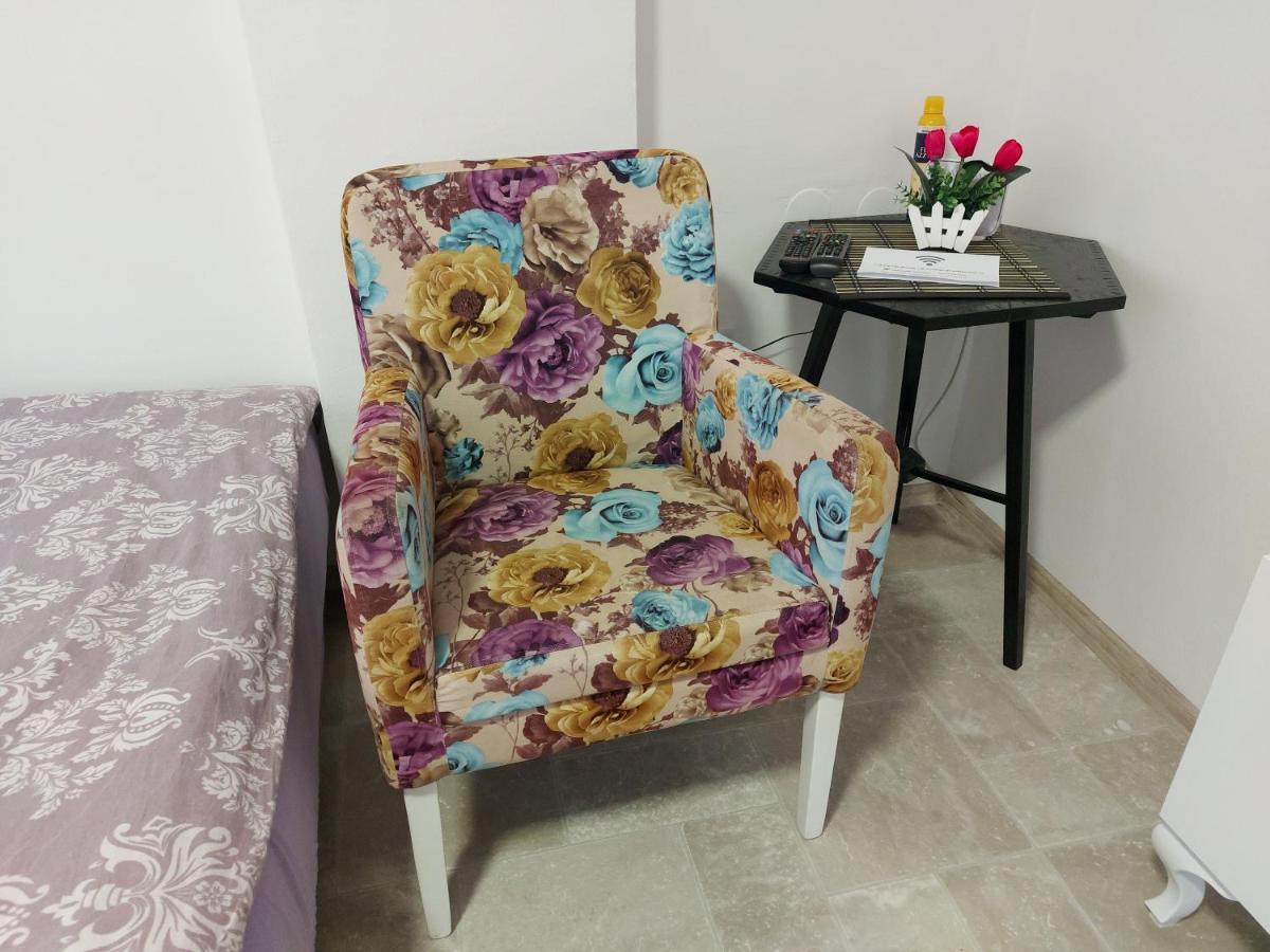 Lovely, Neat And Quite Apartment Dalia, Private Parking Sarajevo Exterior photo